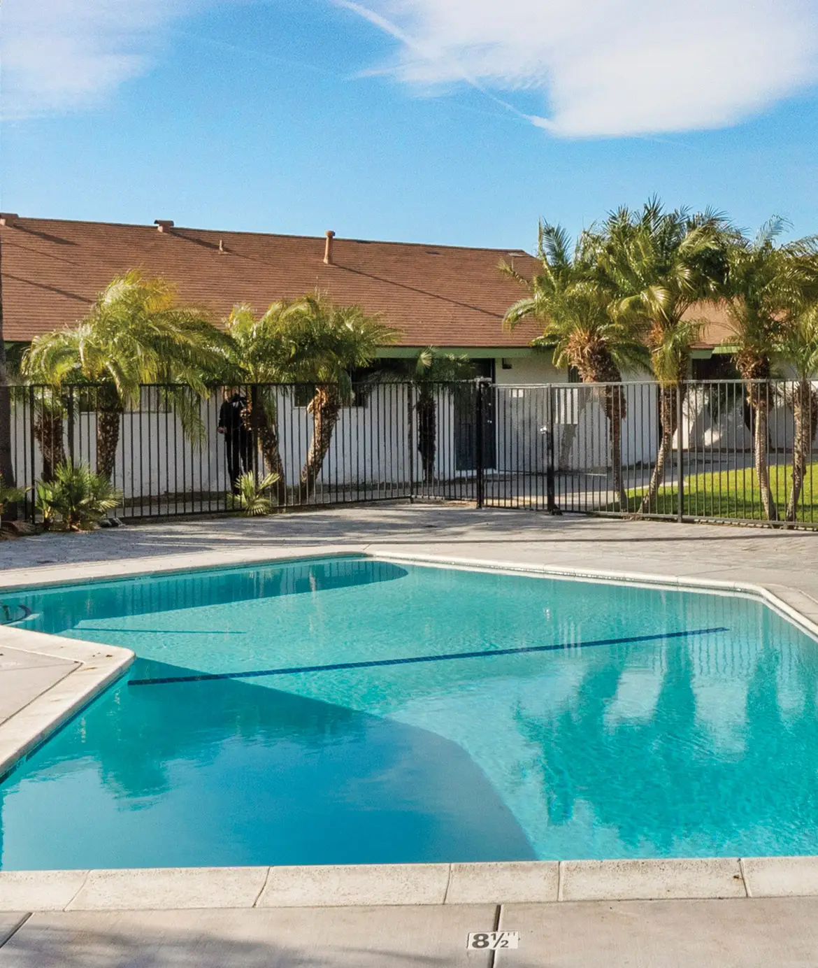 FQ-HmPgHighlights-Pool_1170px